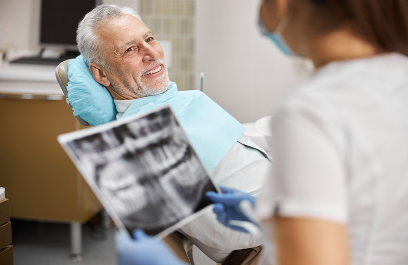Štepenie kostí v Sapphire Dental Clinic